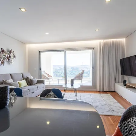 Porto & Douro Vista By Inviting Апартаменты *