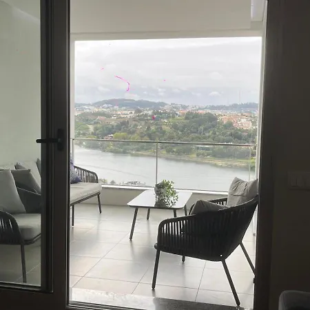 Porto & Douro Vista By Inviting *