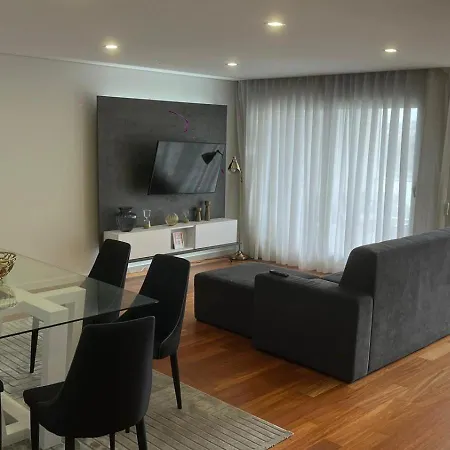 Porto & Douro Vista By Inviting