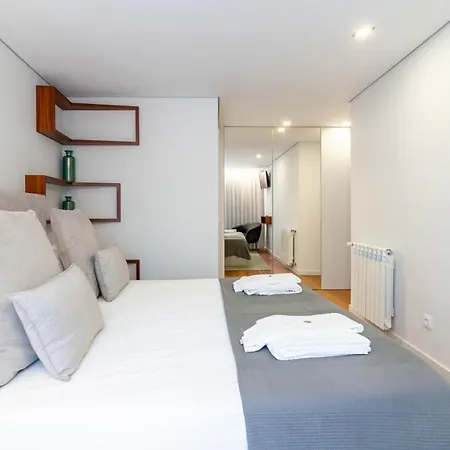 Porto & Douro Vista By Inviting Διαμέρισμα *