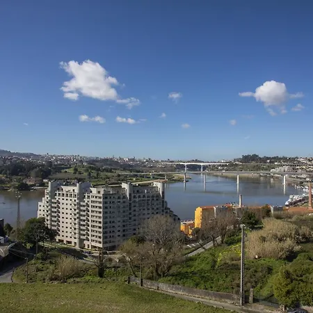Porto & Douro Vista By Inviting *