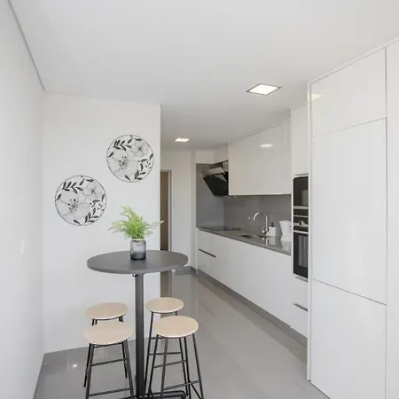 Porto & Douro Vista By Inviting