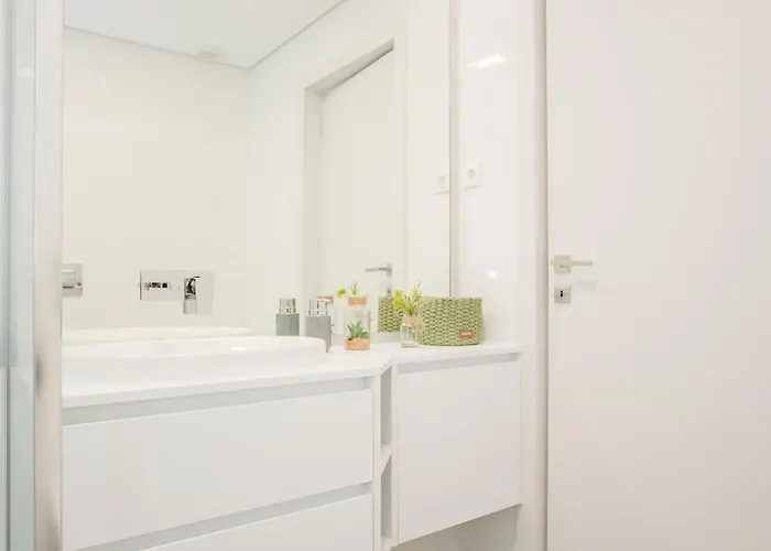 Апартаменты Porto & Douro Vista By Inviting Valbom (Gondomar)