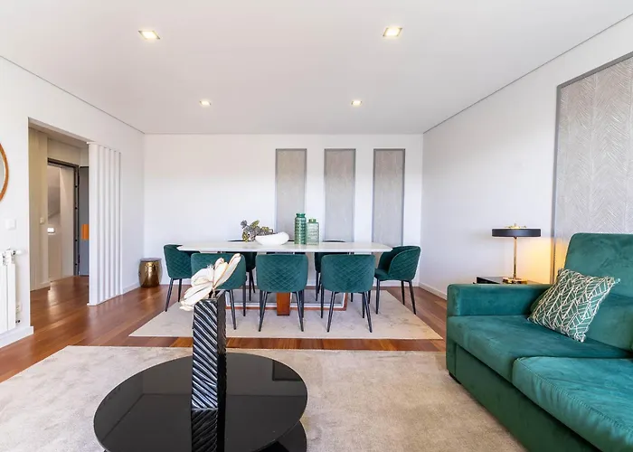 Porto & Douro Vista By Inviting Апартаменты *