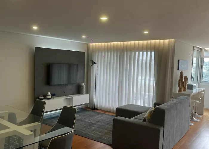 Porto & Douro Vista By Inviting