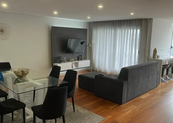 Porto & Douro Vista By Inviting