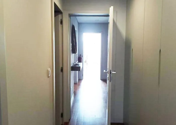 Porto & Douro Vista By Inviting Апартаменты *